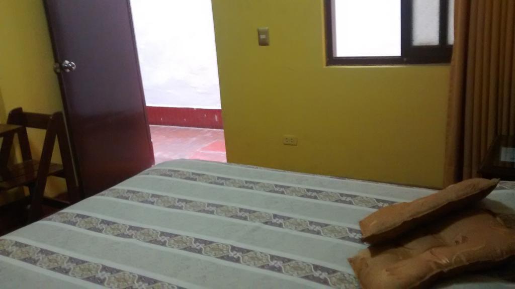 Hostal Iquique Lima Zimmer foto