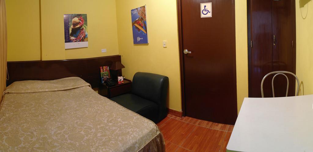 Hostal Iquique Lima Exterior foto