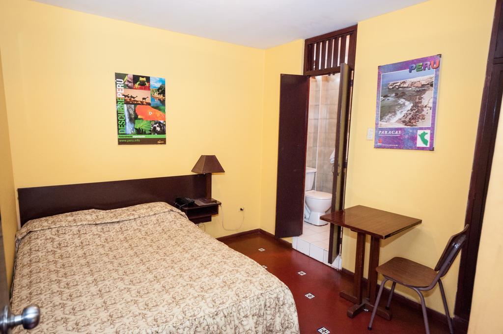 Hostal Iquique Lima Exterior foto